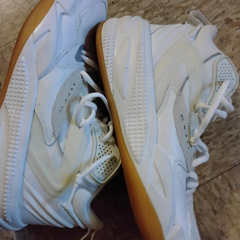 Puma J. Cole RS Dreamer " The White Jointz "Basketball Sneakers - Picture 3 of 11